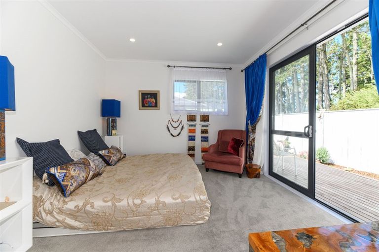 Photo of property in 26 Konoba Avenue, Kumeu, 0810