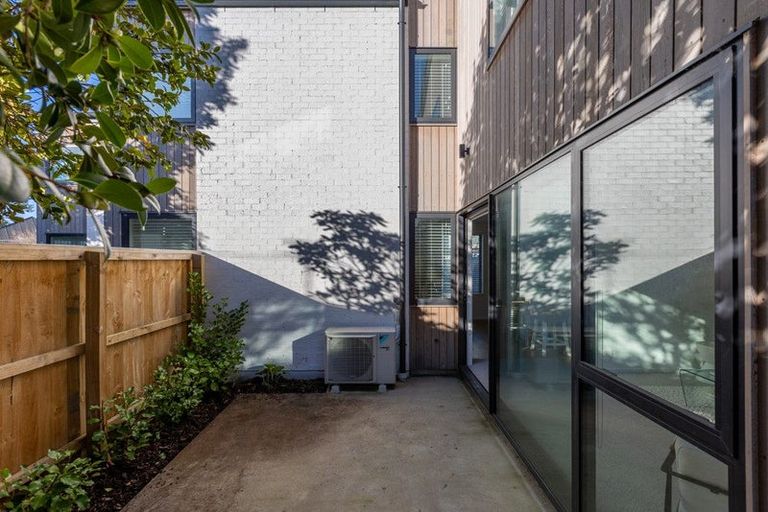 Photo of property in 3/11 Lindores Street, Addington, Christchurch, 8024