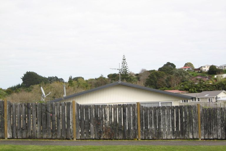 Photo of property in 7 Vancouver Place, Marfell, New Plymouth, 4310