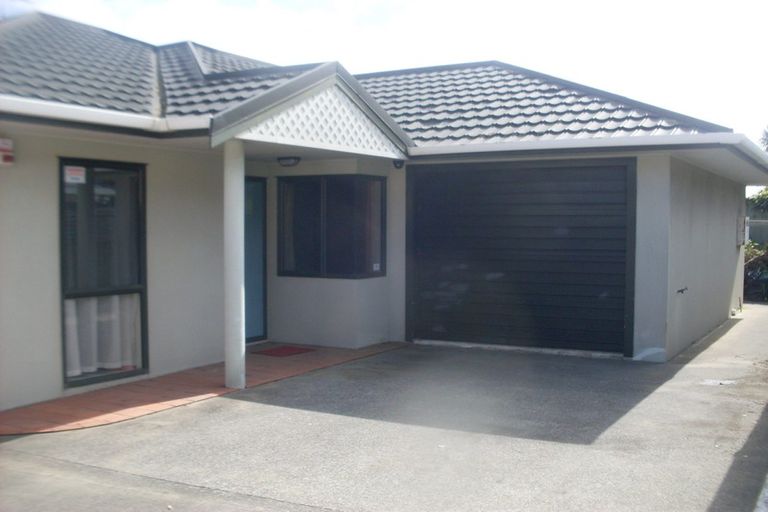 Photo of property in 16a Monorgan Road, Strathmore Park, Wellington, 6022