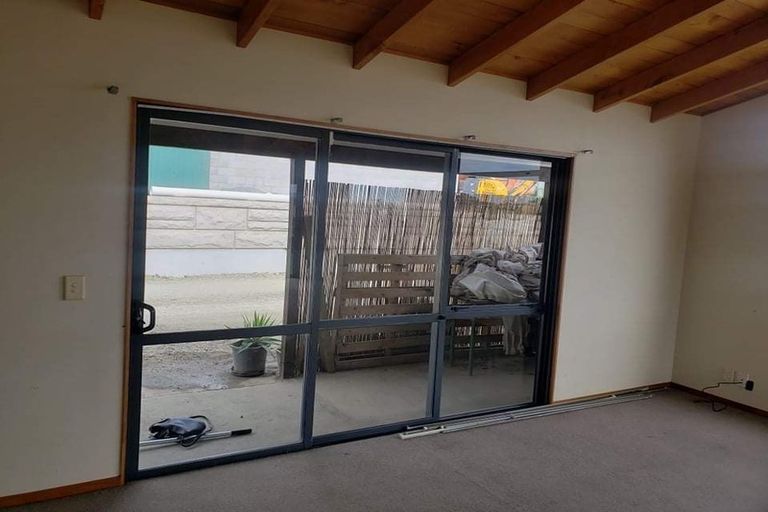 Photo of property in 60 Hanham Road, Kumeu, 0891