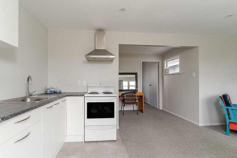 Photo of property in 99 Broadway, Carterton, 5713