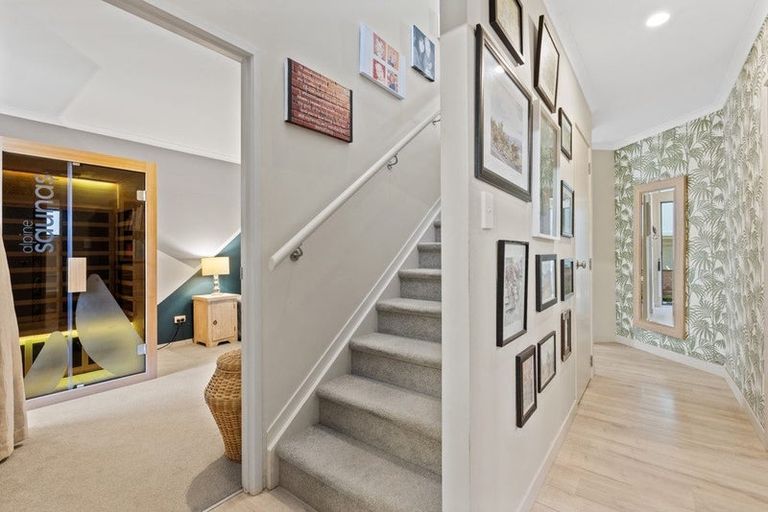 Photo of property in 4b Voyager Drive, Gulf Harbour, Whangaparaoa, 0930