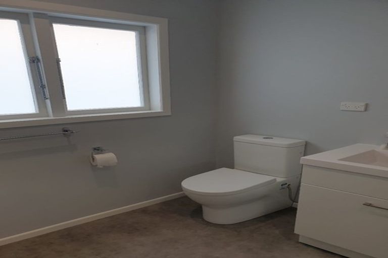 Photo of property in 3 Stevenson Road, Clarks Beach, 2122