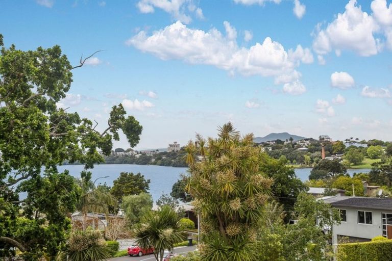 Photo of property in 2/14 Rangitira Avenue, Takapuna, Auckland, 0622