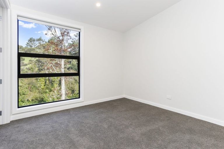 Photo of property in 7 Kaihuia Lane, Oratia, Auckland, 0604