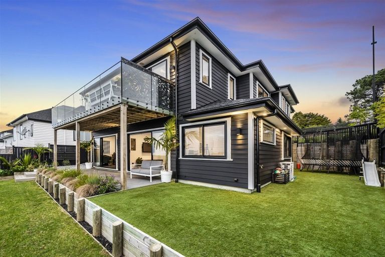 Photo of property in 72 Wainui Road, Silverdale, 0932