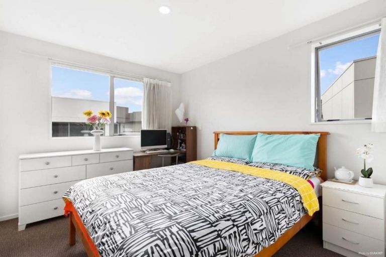 Photo of property in 100b Michael Jones Drive, Flat Bush, Auckland, 2019