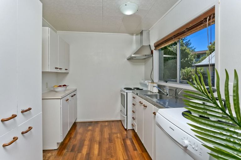 Photo of property in 1/83 John Downs Drive, Browns Bay, Auckland, 0630