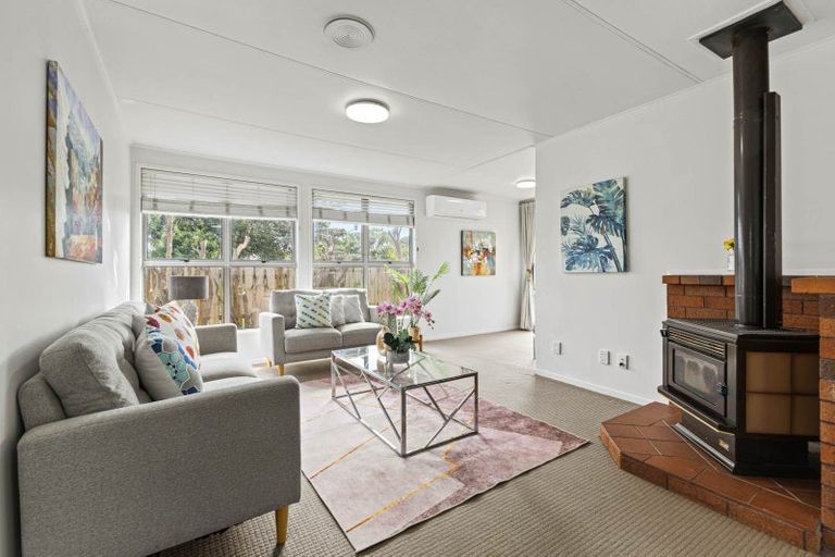 Photo of property in 60a Swaffield Road, Papatoetoe, Auckland, 2025