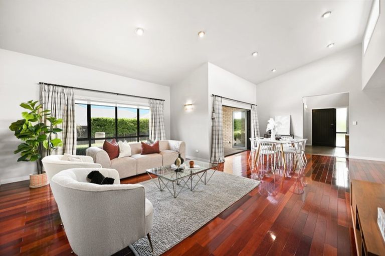 Photo of property in 10 Farleigh Close, Huntington, Hamilton, 3210