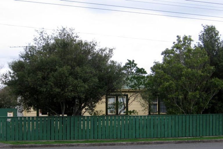 Photo of property in 46 Wakefield Street, Featherston, 5710