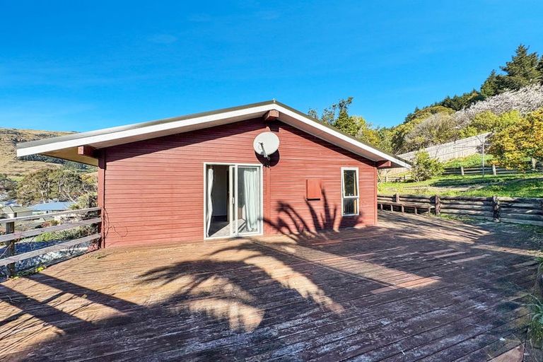 Photo of property in 18 Flinders Road, Heathcote Valley, Christchurch, 8022