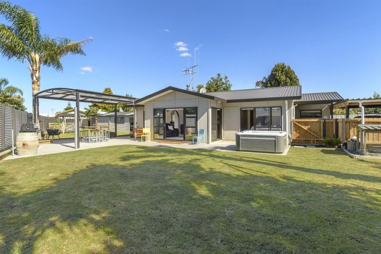 Photo of property in 139 Windermere Drive, Poike, Tauranga, 3112