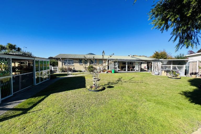Photo of property in 12 Syme Crescent, Kawerau, 3127