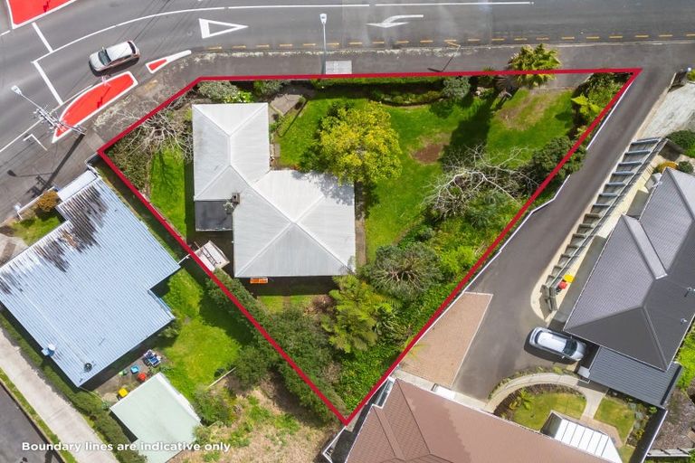 Photo of property in 159 Tukapa Street, Westown, New Plymouth, 4310