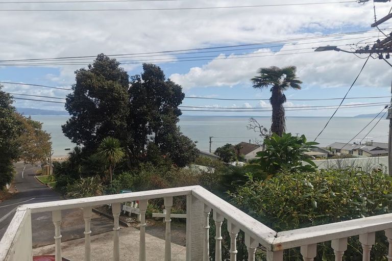 Photo of property in 11 Adams Road, Thornton Bay, Thames, 3575