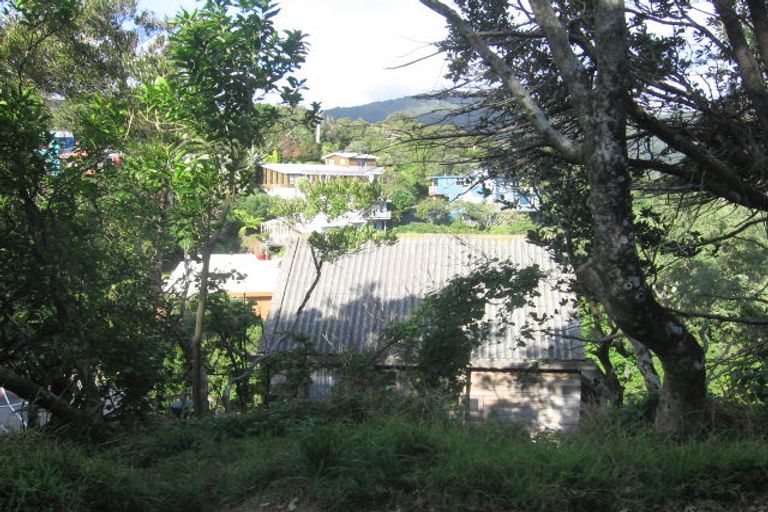 Photo of property in 60 Howard Road, Point Howard, Lower Hutt, 5013