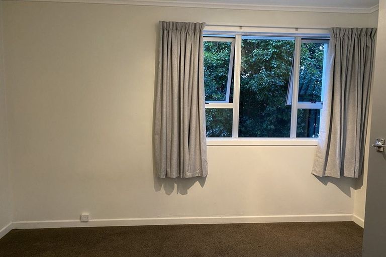 Photo of property in 26 Claverdon Drive, Massey, Auckland, 0614