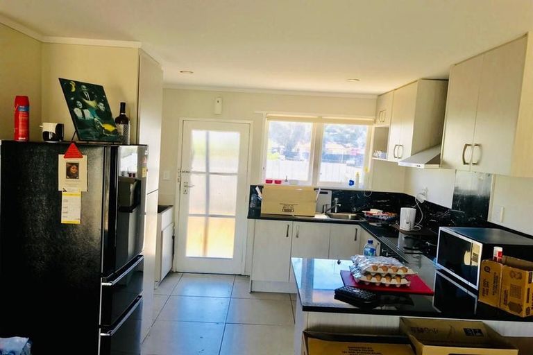 Photo of property in 2/13a Vine Street, Mangere East, Auckland, 2024