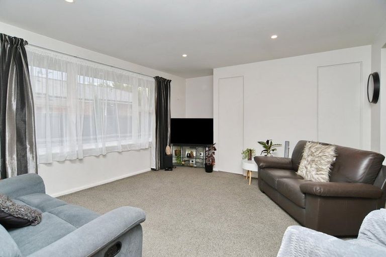 Photo of property in 43 Roberta Drive, Somerfield, Christchurch, 8024