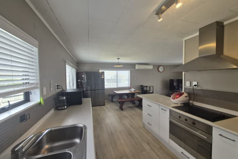 Photo of property in 24 Garland Drive, St Andrews, Hamilton, 3200