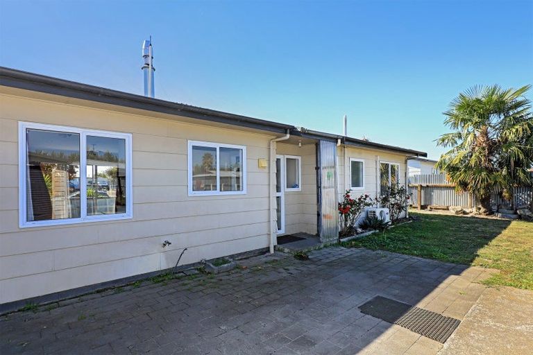 Photo of property in 347 Flaxmere Avenue, Flaxmere, Hastings, 4120