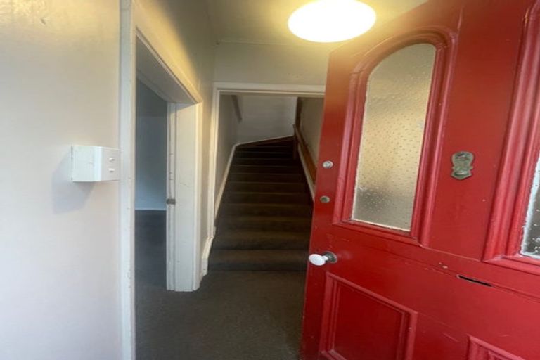 Photo of property in 19 Holloway Road, Aro Valley, Wellington, 6021