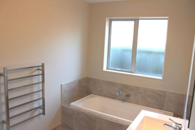 Photo of property in 12 Amelia Place, Wigram, Christchurch, 8025