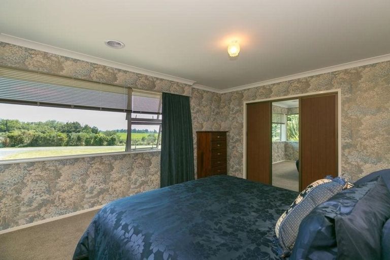 Photo of property in 2599 Mountain Road, Tariki, Stratford, 4394