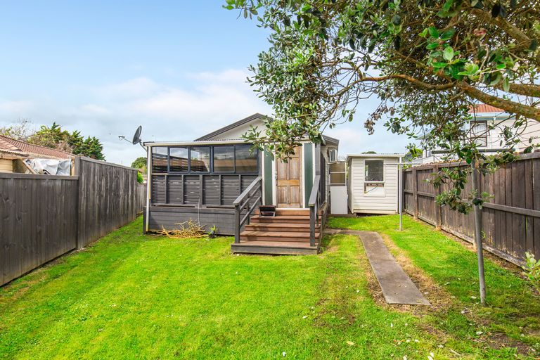 Photo of property in 5/1 Rebecca Rise, Weymouth, Auckland, 2103