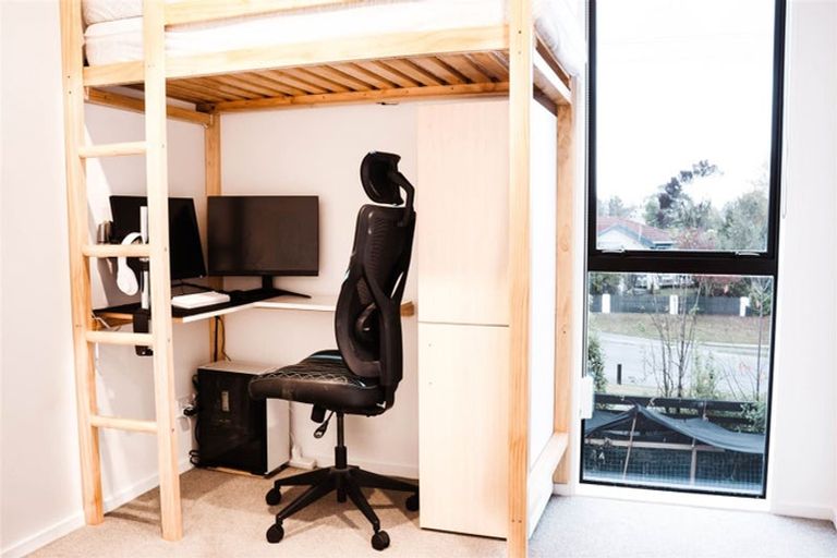 Photo of property in 55 Miromiro Street, Broomfield, Christchurch, 8042