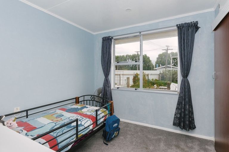 Photo of property in 13 Bovis Street, Shannon, 4821