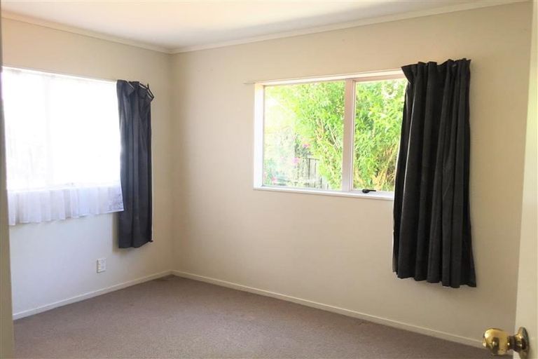 Photo of property in 240b Te Atatu Road, Te Atatu South, Auckland, 0610