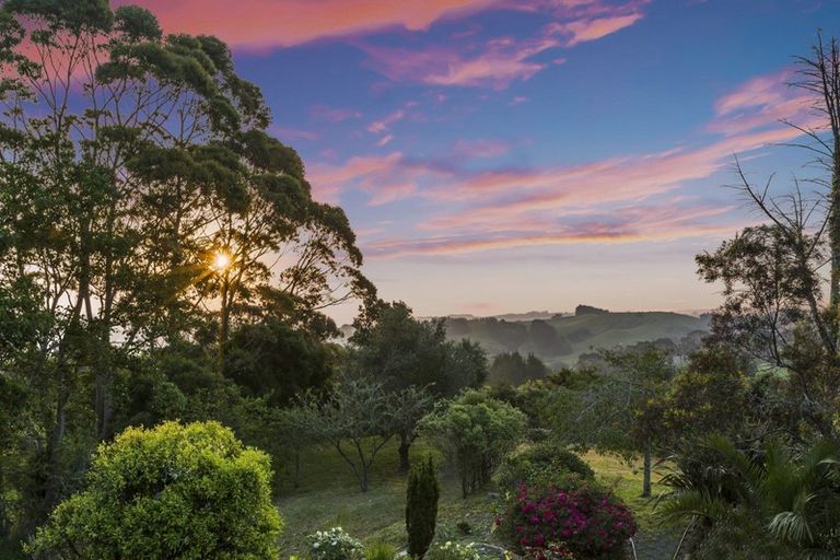 Photo of property in 310 Rapson Road, Kaukapakapa, 0871