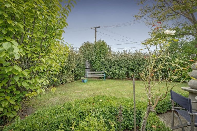 Photo of property in 24 Pembroke Street, Avondale, Christchurch, 8061