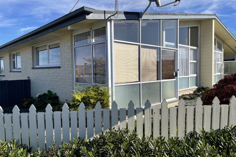 Photo of property in 1/122 Wai-iti Road, Highfield, Timaru, 7910