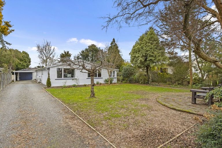 Photo of property in 43 Croziers Road, St Albans, Christchurch, 8052
