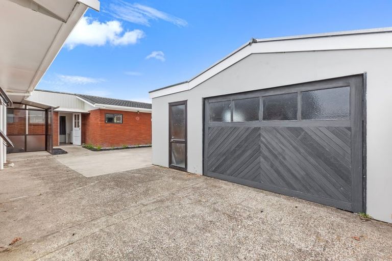 Photo of property in 61 College Road, Edgecumbe, 3120