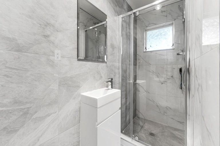 Photo of property in 9 Bunnythorpe Road, Papakura, 2110