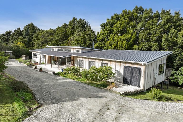 Photo of property in 694 Silver Hill Road, Wellsford, 0974