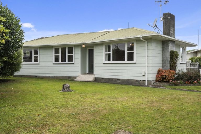 Photo of property in 19 Apollo Parade, Milson, Palmerston North, 4414