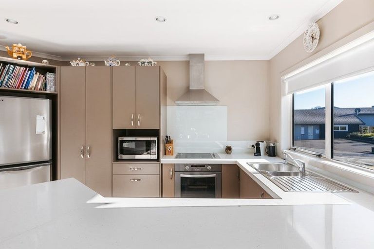 Photo of property in 3 Fremont Way, Pyes Pa, Tauranga, 3112