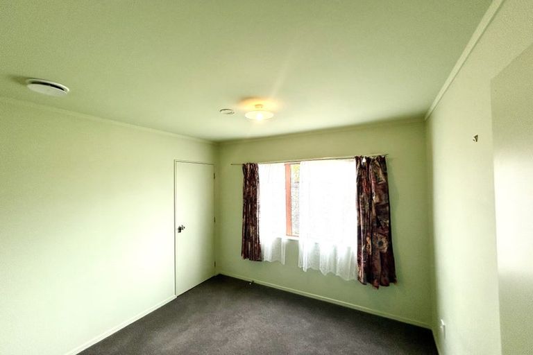 Photo of property in 14 Blueridge Close, Sunnyvale, Auckland, 0612