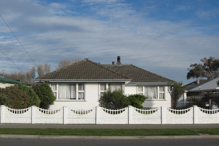 Photo of property in 42 Estuary Road, New Brighton, Christchurch, 8061