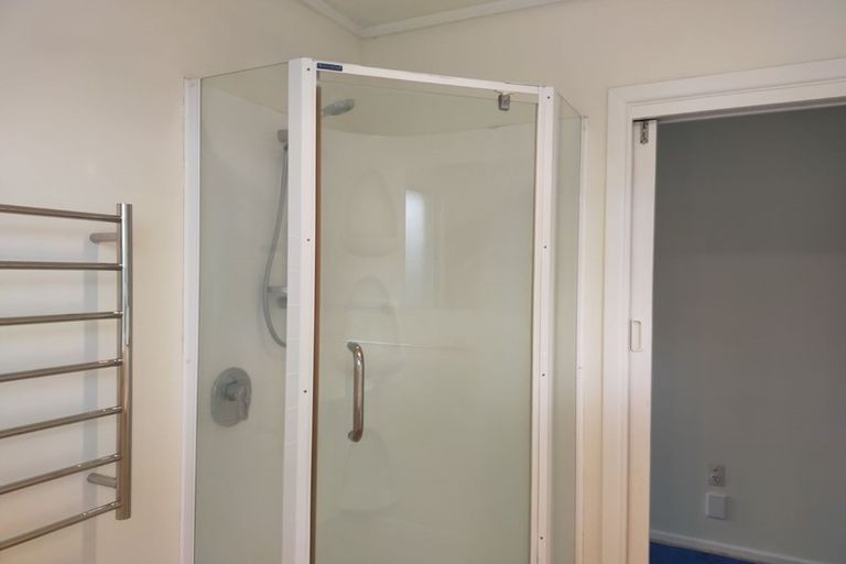 Photo of property in 19 Campbell Street, Alexandra, 9320