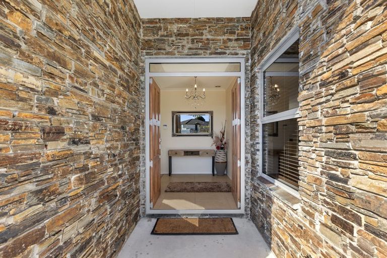 Photo of property in 7 Allanah Place, Te Puke, 3119