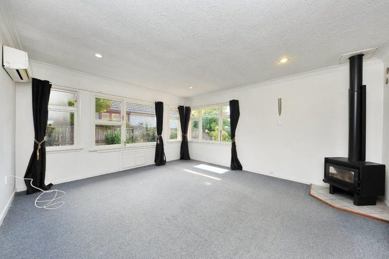 Photo of property in 157 Langdons Road, Northcote, Christchurch, 8052
