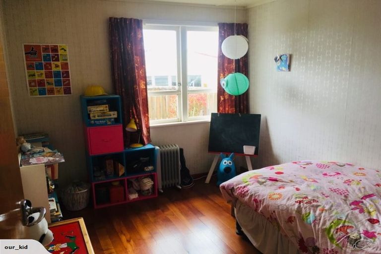 Photo of property in 174 Queen Street, Pukekohe, 2120