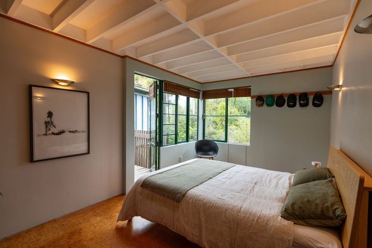 Photo of property in 6 Gannet Point, Rothesay Bay, Auckland, 0630